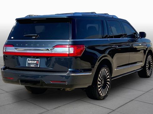 Used 2021 Lincoln Navigator L Black Label w/ Cargo Convenience Package AWD/4WD image 12