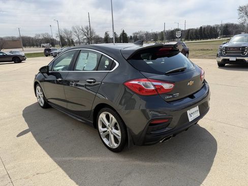 Used 2017 Chevrolet Cruze Premier FWD image 3