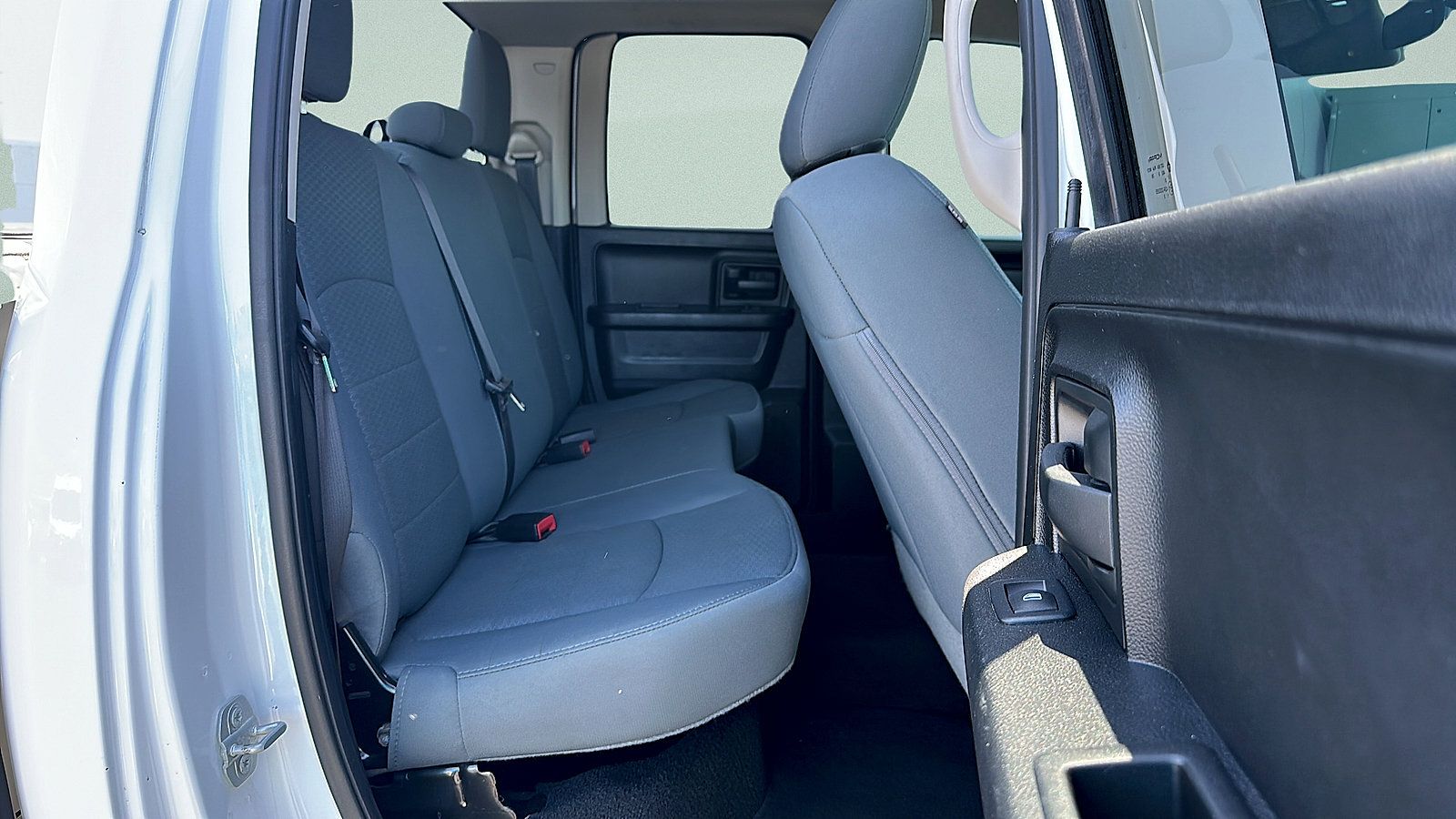Used 2019 RAM 1500 Express AWD/4WD image 25