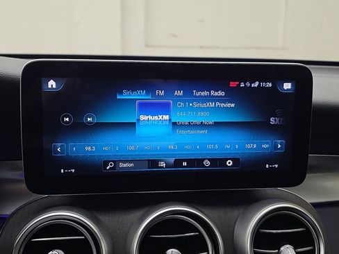 Used 2021 Mercedes-Benz GLC 300 4MATIC image 17