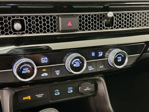 Used 2025 Honda Civic Sport image 23