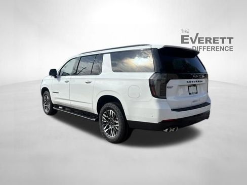 New 2026 Chevrolet Suburban Z71 image 5