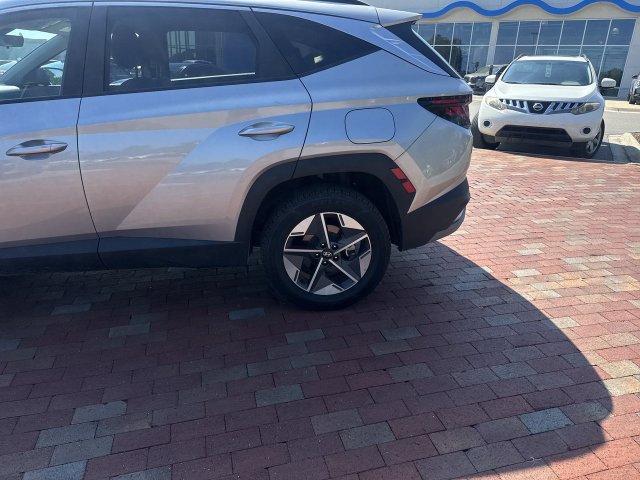 Used 2025 Hyundai Tucson SEL AWD/4WD image 14