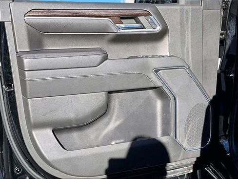 Certified 2022 GMC Sierra 1500 Elevation image 18