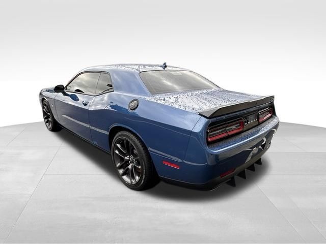 Used 2021 Dodge Challenger R/T Scat Pack RWD image 5