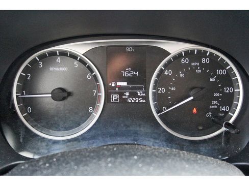 Used 2024 Nissan Kicks S FWD image 9