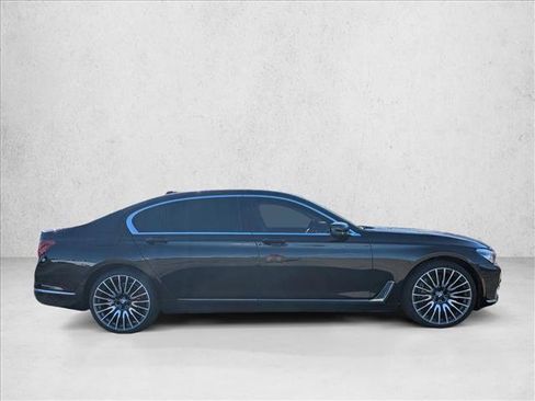 Used 2016 BMW 750Li xDrive AWD/4WD image 4