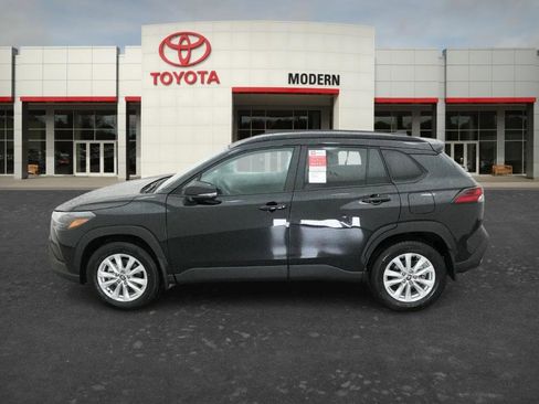 New 2026 Toyota Corolla Cross LE image 17