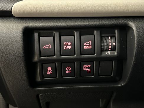 Used 2022 Subaru Forester Limited image 33