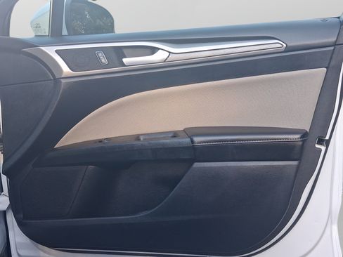 Used 2020 Ford Fusion S FWD image 31