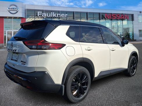 Certified 2023 Nissan Rogue SV w/ SV Premium B Package AWD/4WD image 6