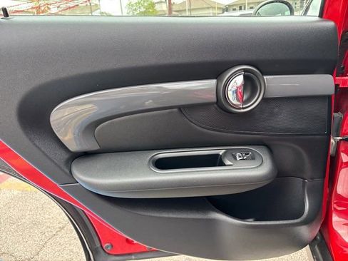 Used 2018 MINI Cooper Clubman S FWD image 32