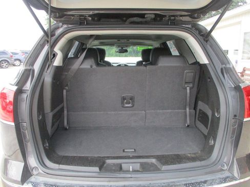 Used 2017 Buick Enclave Leather AWD/4WD image 6