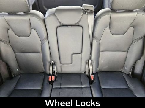 Certified 2023 Volvo XC90 B5 Plus w/ Protection Package Premier image 16