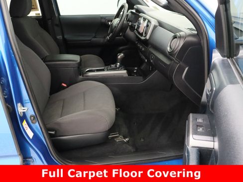 Used 2018 Toyota Tacoma TRD Sport w/ Technology Package image 36