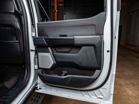 Used 2025 Ford F150 Raptor image 39