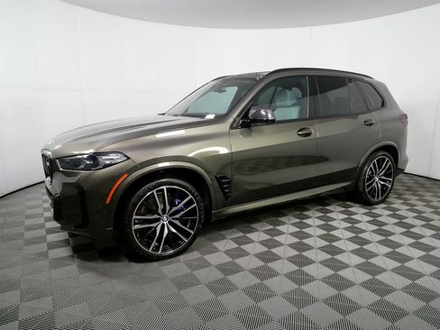 Used 2024 BMW X5 M60i AWD/4WD image 2