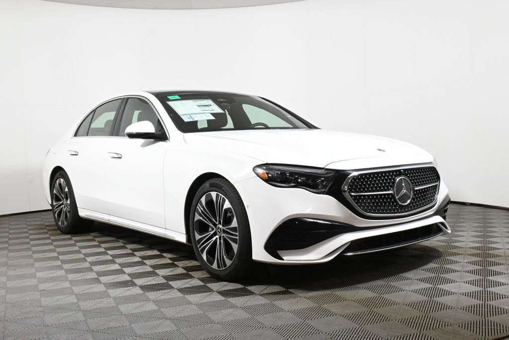 Used 2026 Mercedes-Benz E 350 4MATIC Sedan image 9