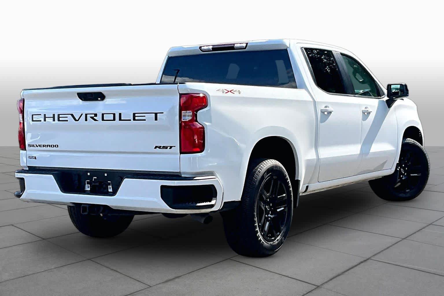 Used 2024 Chevrolet Silverado 1500 RST w/ Protection Package AWD/4WD image 13