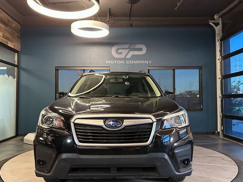 Used 2019 Subaru Forester Premium AWD/4WD image 8