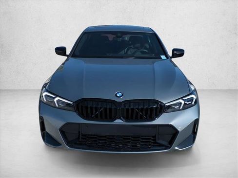 New 2026 BMW 330i Sedan w/ M Sport Package RWD image 6