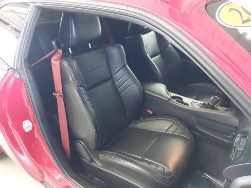 Used 2016 Dodge Challenger SRT Hellcat image 28