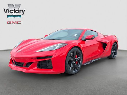 Used 2024 Chevrolet Corvette E-Ray w/ ZER Performance Package AWD/4WD image 3
