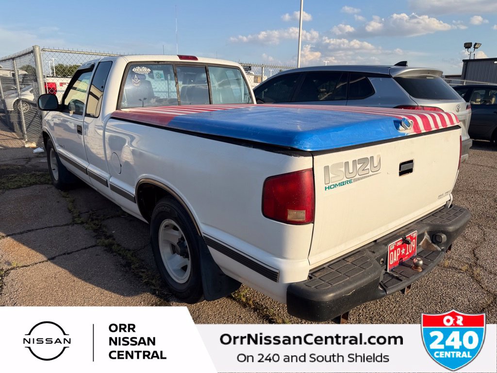 Used 1998 Isuzu Hombre XS RWD image 3