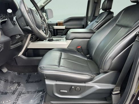 Used 2019 Ford F150 Lariat w/ Equipment Group 501A Mid AWD/4WD image 10