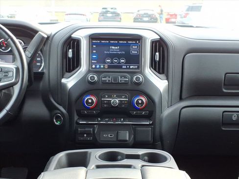 Used 2021 Chevrolet Silverado 2500 LT w/ Convenience Package image 10