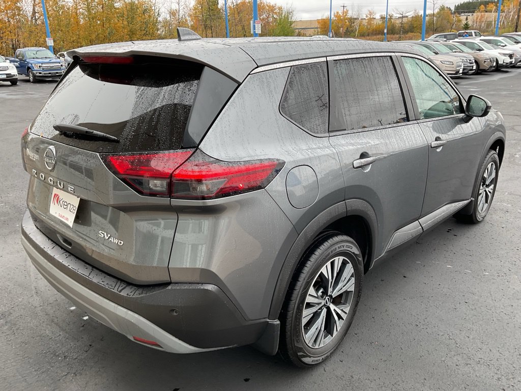 Used 2022 Nissan Rogue SV AWD/4WD image 5