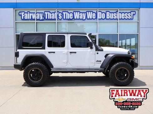 Used 2019 Jeep Wrangler Unlimited Sport AWD/4WD image 1