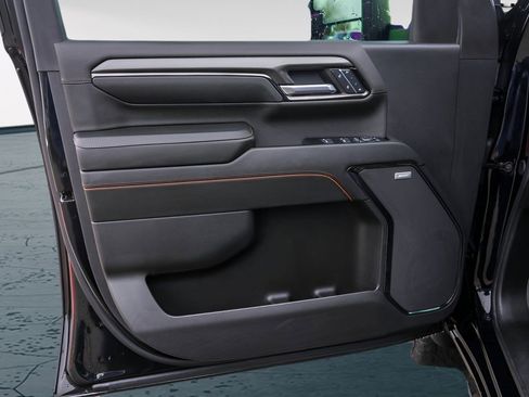 Used 2024 GMC Sierra 2500 AT4 w/ AT4 Premium Plus Package image 25