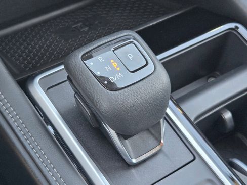 Used 2023 Nissan Pathfinder Platinum FWD image 30
