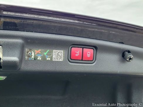 Used 2022 Mercedes-Benz C 300 4MATIC Sedan image 27