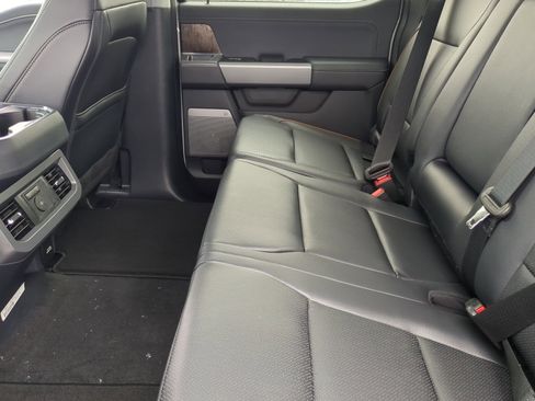 New 2026 Ford F250 Lariat image 17