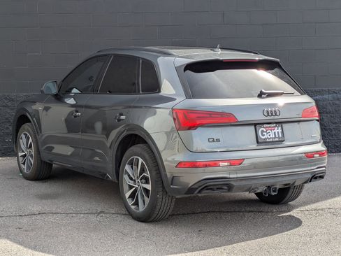 Certified 2024 Audi Q5 2.0T Premium w/ Summer of Audi Package image 8