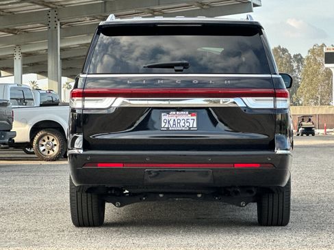 Certified 2023 Lincoln Navigator Black Label image 5