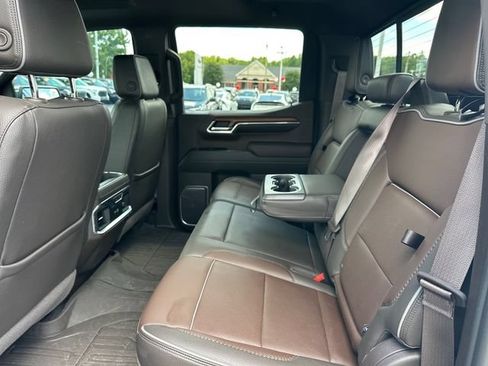 Used 2023 GMC Sierra 1500 Denali w/ Denali Reserve Package AWD/4WD image 20