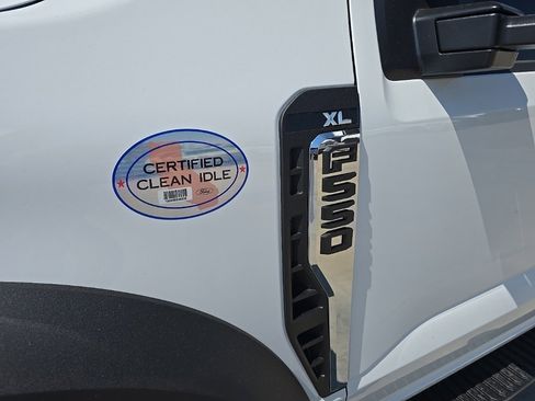 New 2026 Ford F550 2WD Regular Cab Super Duty image 3