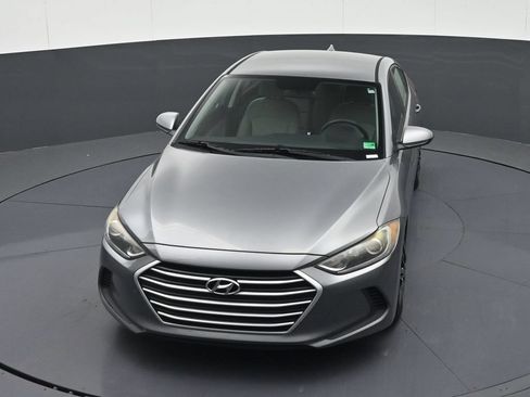 Used 2017 Hyundai Elantra SE FWD image 28