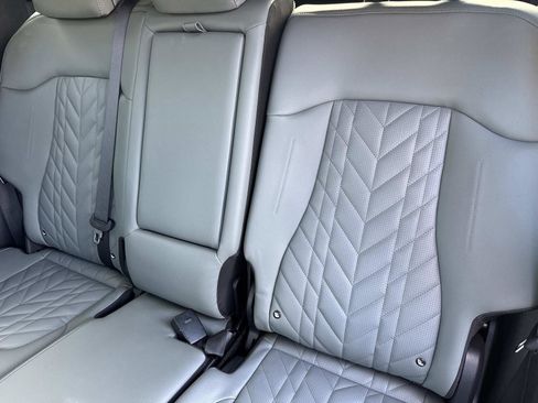 Used 2023 Kia Sportage X-Line w/ X-Line Premium Package image 13