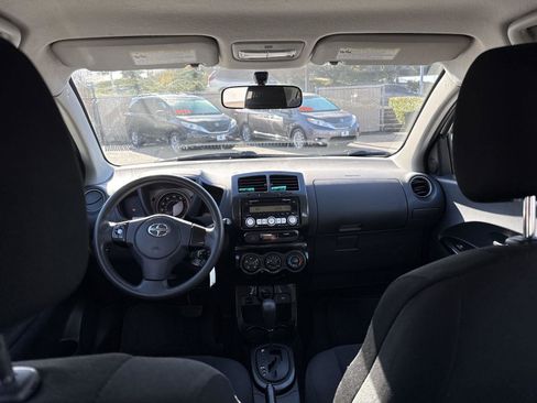 Used 2008 Scion xD image 15