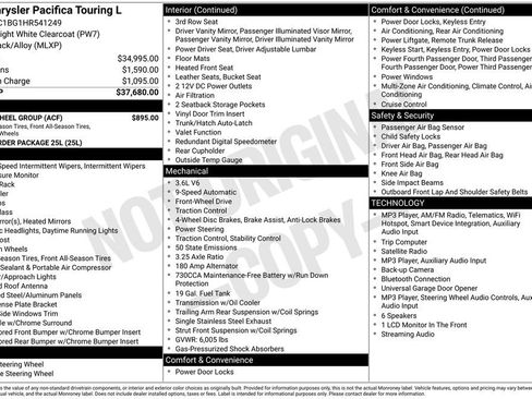 Used 2017 Chrysler Pacifica Touring-L w/ Tire & Wheel Group FWD image 2