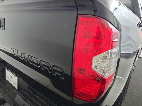 Used 2017 Toyota Tundra Limited AWD/4WD image 33