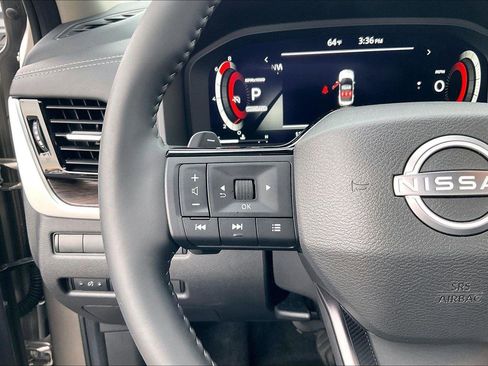 Certified 2025 Nissan Rogue Platinum w/ Platinum Premium Package image 19