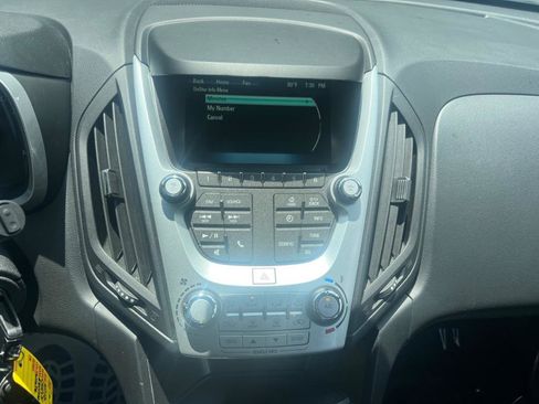 Used 2017 Chevrolet Equinox LS image 25