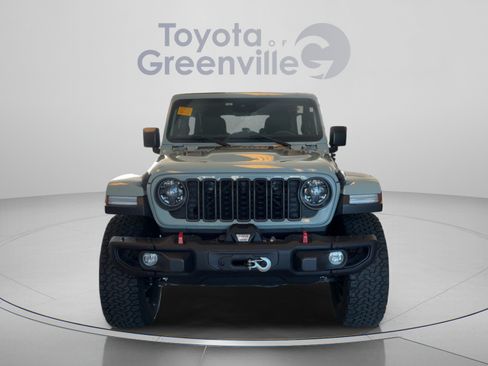 Used 2024 Jeep Wrangler Unlimited Rubicon AWD/4WD image 9