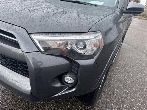 Used 2021 Toyota 4Runner SR5 image 10