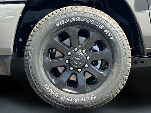 New 2026 RAM 2500 Laramie AWD/4WD image 30